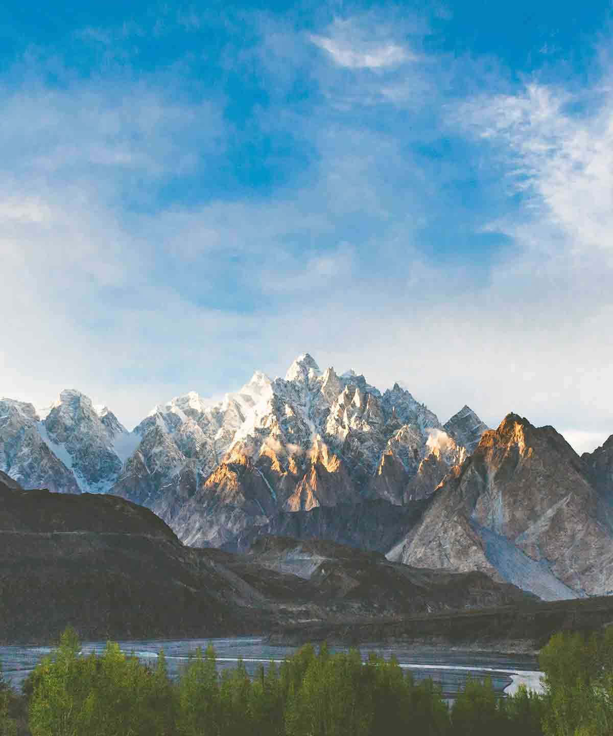 the enourmous rocky cone mountains of passu