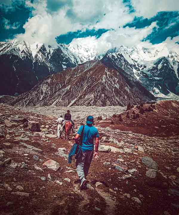trekking in gilgit baltistan